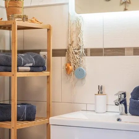 Апартаменты Uns Luetje Hus -