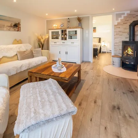 Uns Luetje Hus - Apartmán Sellin (Rugen)