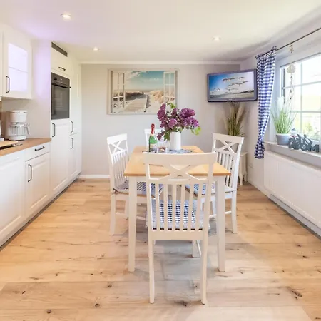 Uns Luetje Hus -